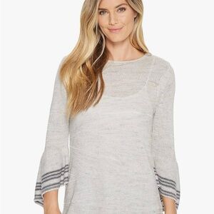 NIC+ZOE Lt Gray Open Knit Linen Blend Sweater Ruffle Cuff flowing sleeves black